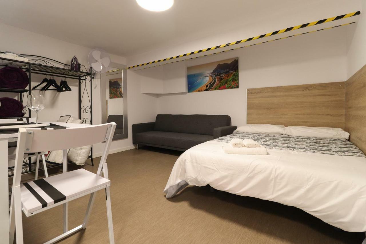 Apartamentos Bello Zona Hospital La Laguna  Buitenkant foto