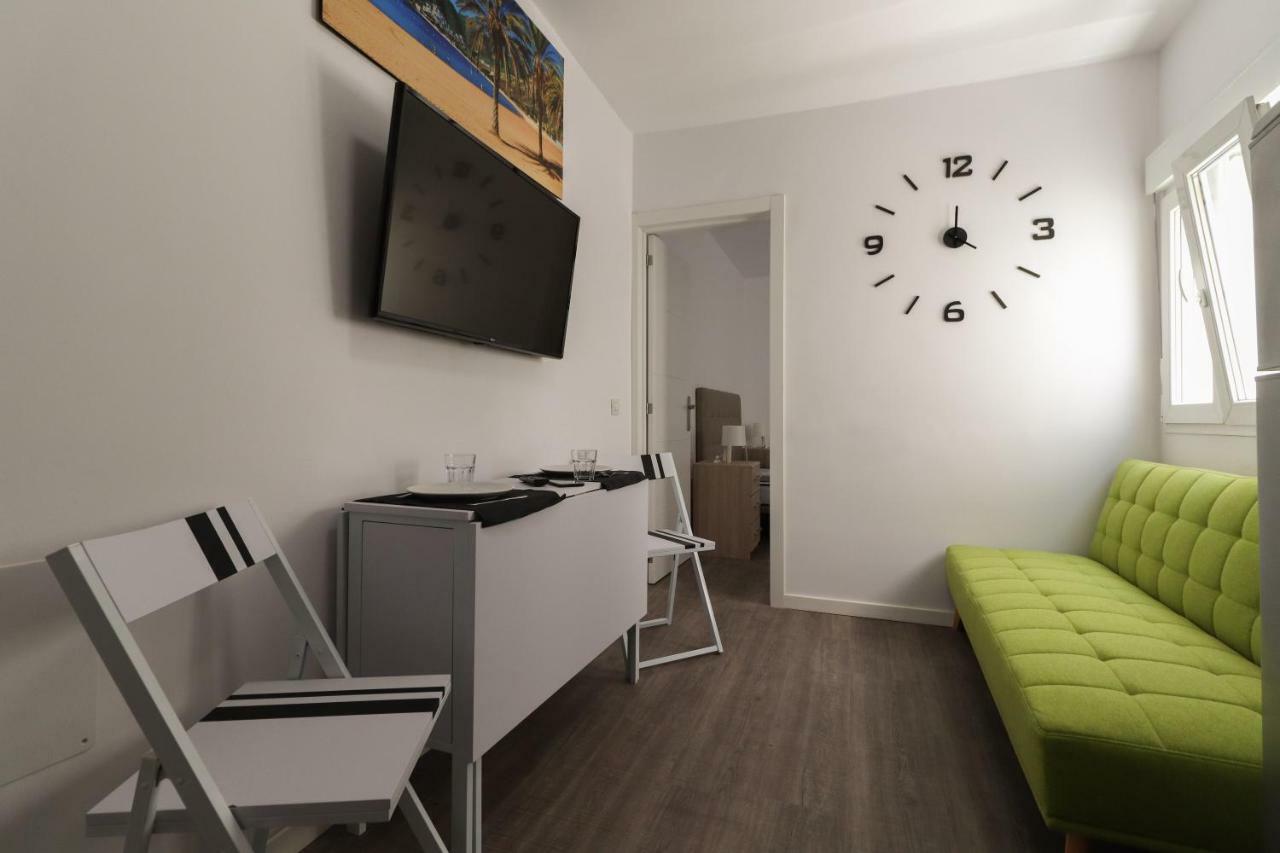 Apartamentos Bello Zona Hospital La Laguna  Buitenkant foto