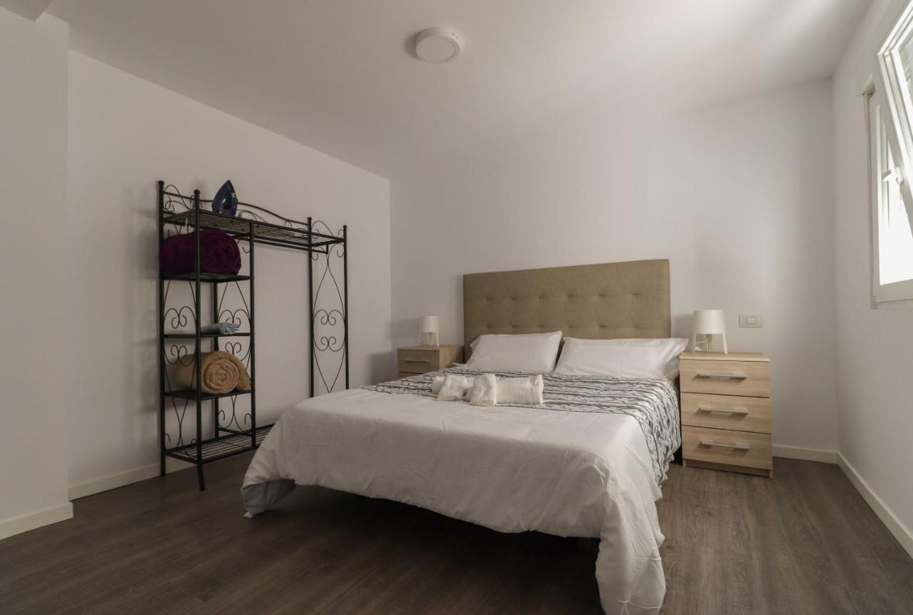 Apartamentos Bello Zona Hospital La Laguna  Buitenkant foto