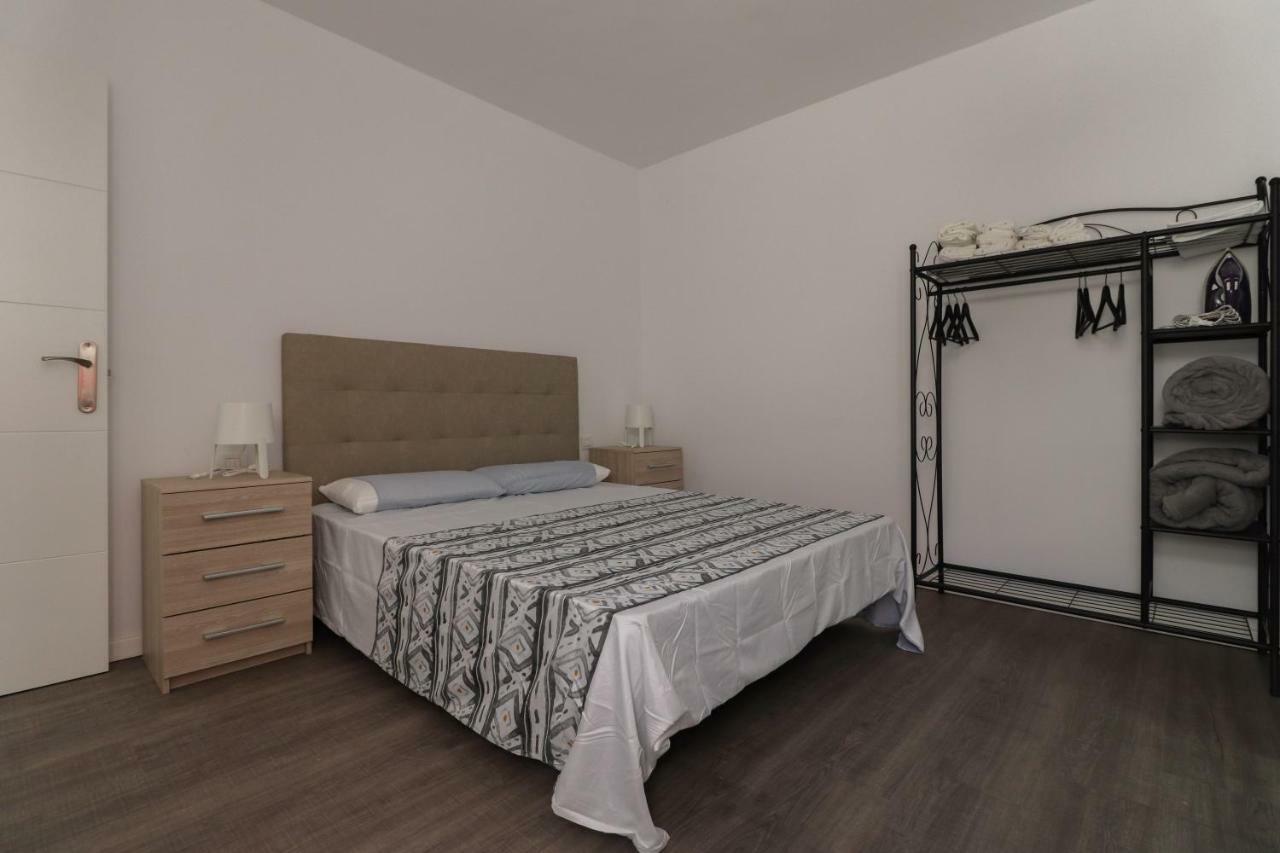 Apartamentos Bello Zona Hospital La Laguna  Buitenkant foto